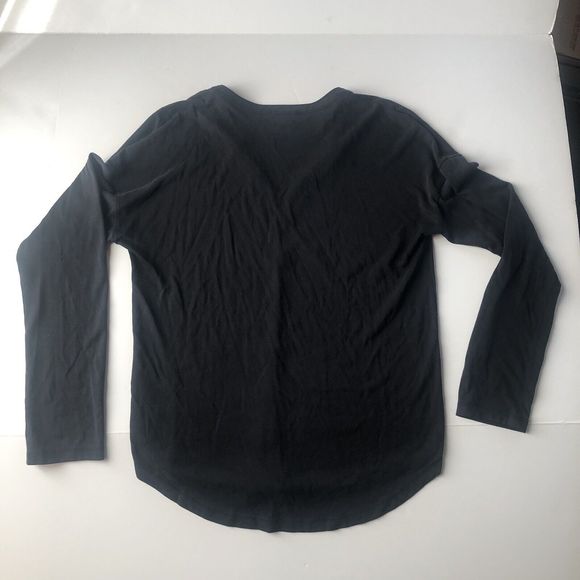 SPLENDID V-Neck Long Sleeve Tee  XS - Picture 3 of 9